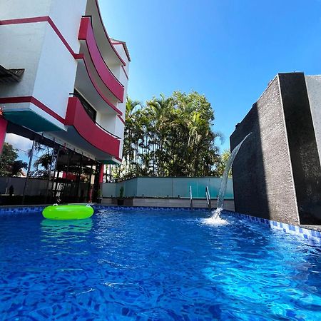 Girivihar Holiday Club - Pure Veg Lonavala Ngoại thất bức ảnh