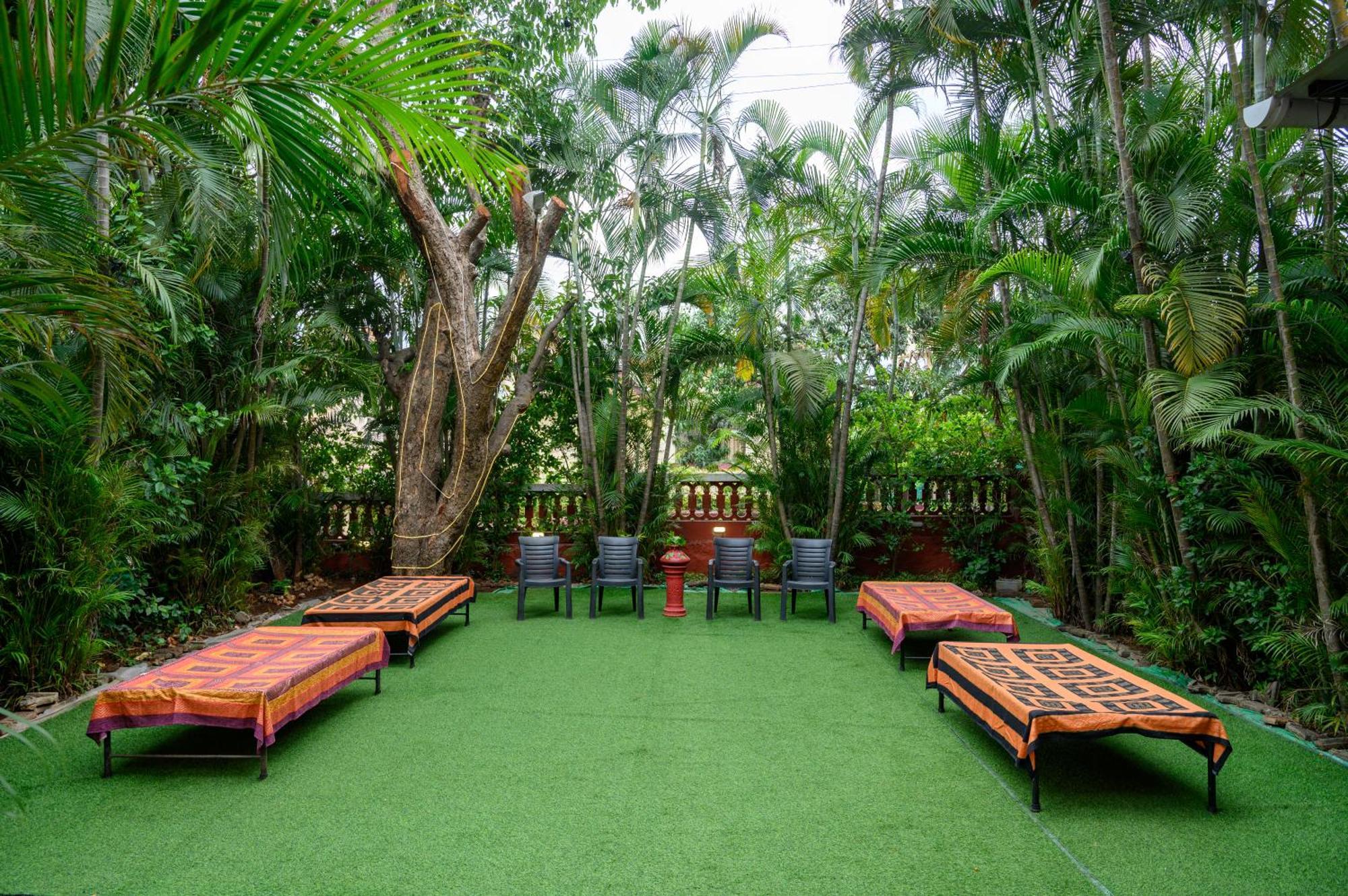 Girivihar Holiday Club - Pure Veg Lonavala Ngoại thất bức ảnh