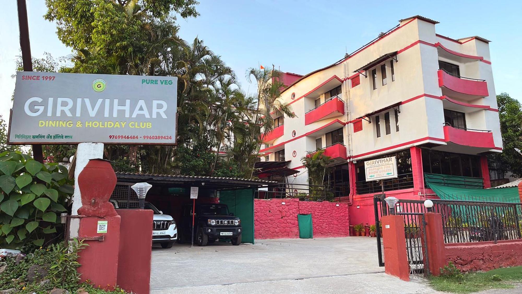 Girivihar Holiday Club - Pure Veg Lonavala Ngoại thất bức ảnh