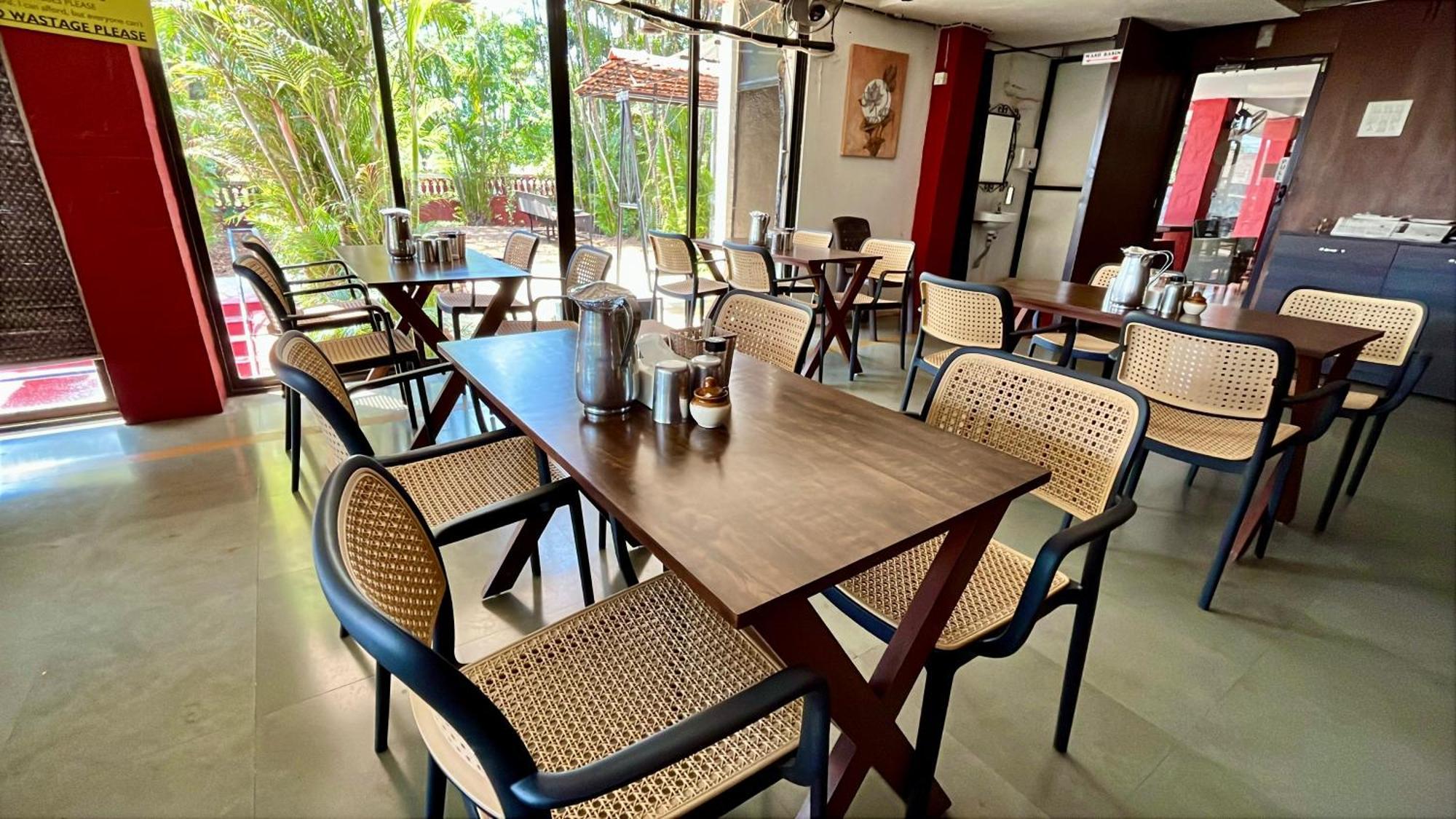 Girivihar Holiday Club - Pure Veg Lonavala Ngoại thất bức ảnh