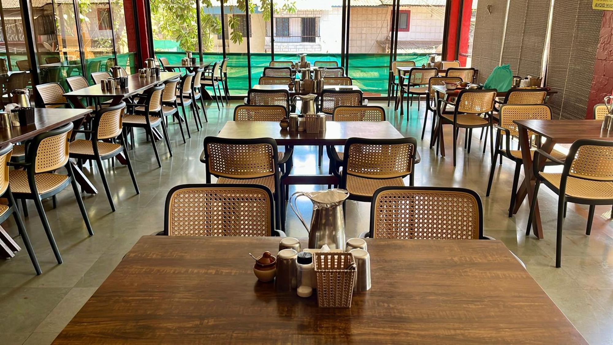 Girivihar Holiday Club - Pure Veg Lonavala Ngoại thất bức ảnh